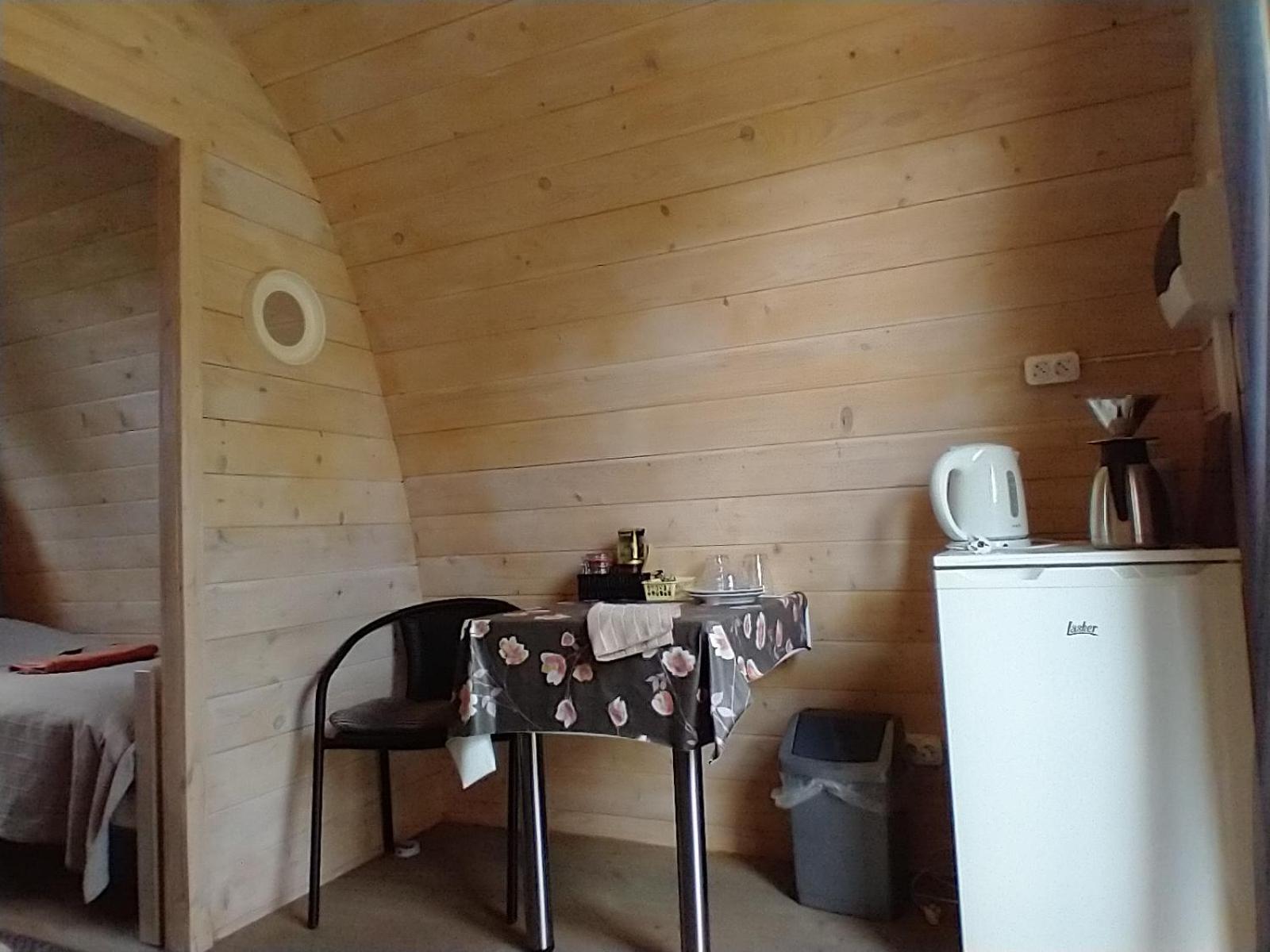 Lahemaa Kohvikann B & B, Caravan Park Palmse Szoba fotó